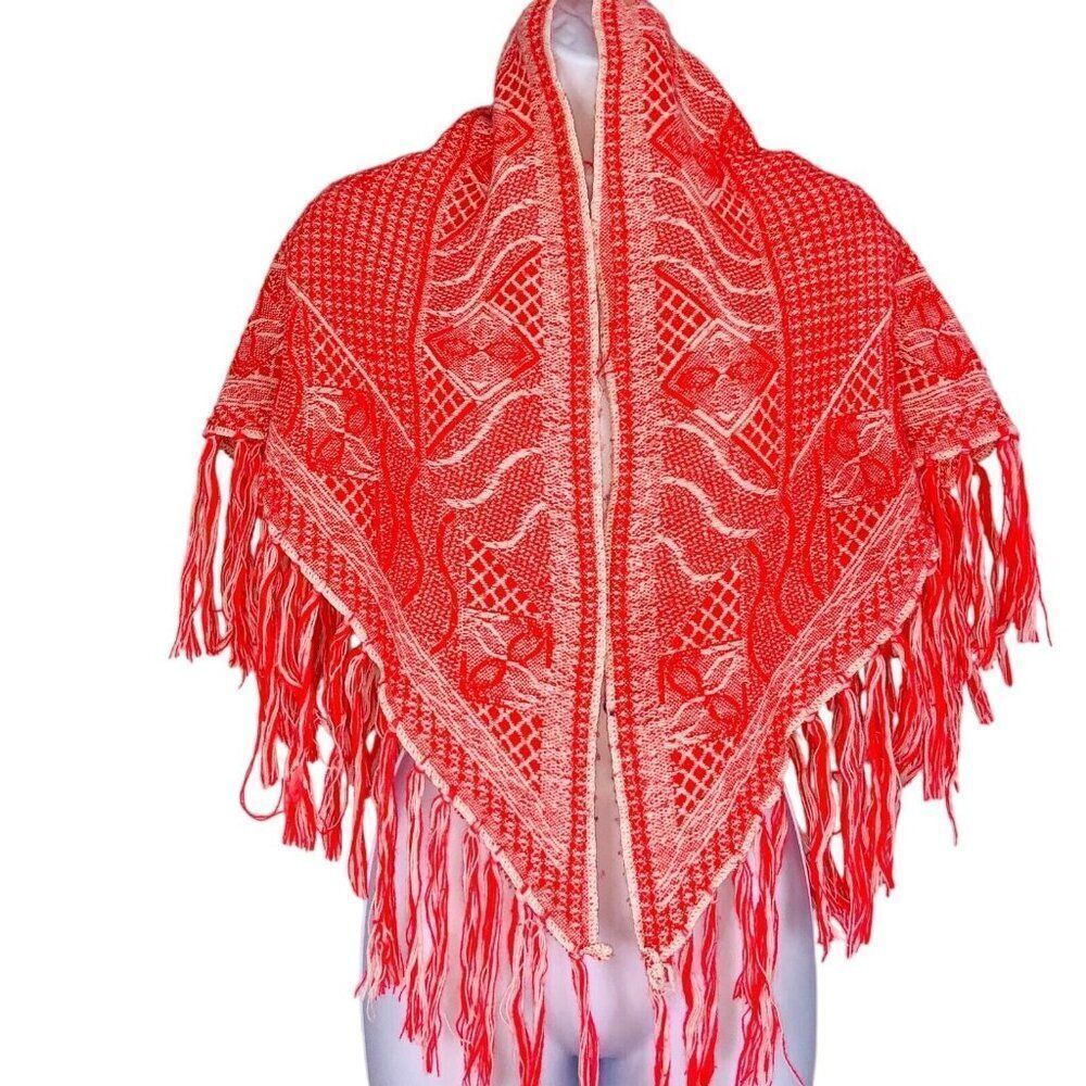 Vintage.70s Womens Red White 100% Acrylic Triangle Fringed Shawl Wrap Japan